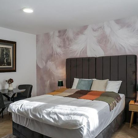 The Chic Retreat Apartment Bucharest Luaran gambar